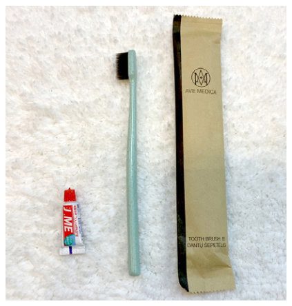 Hotel comb amenity