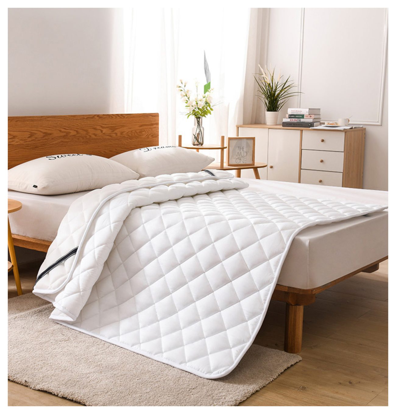 Quilted bed protection pad