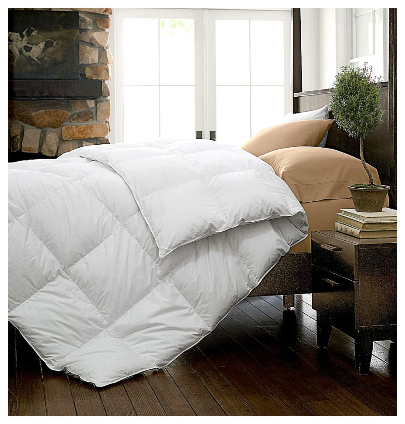 Down quilt hotel bedding